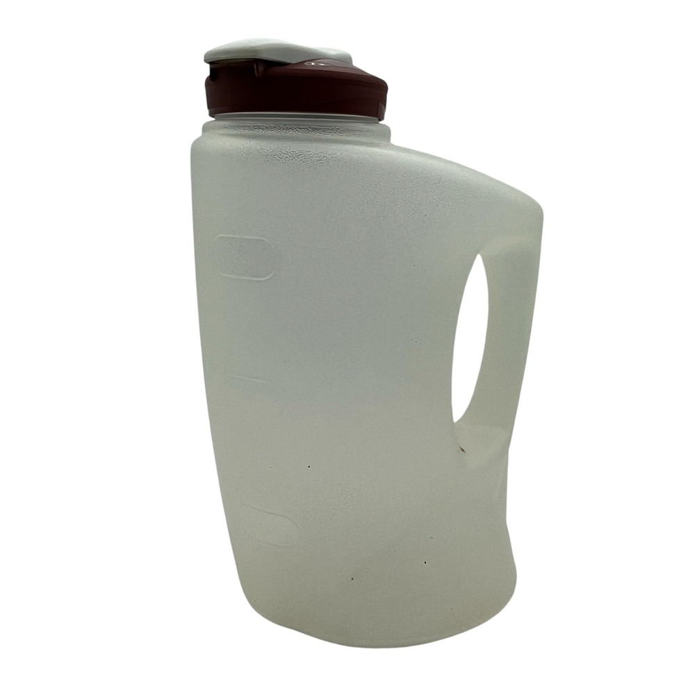 Vintage Rubbermaid 1 Gallon Water Pitcher Frosted Plastic Maroon‎ Flip Top Lid